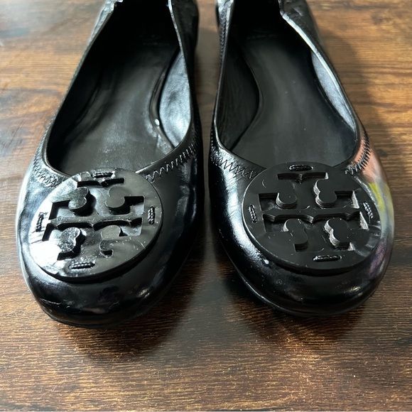 Tory Burch Black Patent Leather Reva Ballet Flats Size 9.5 Slip On - Picture 6 of 10